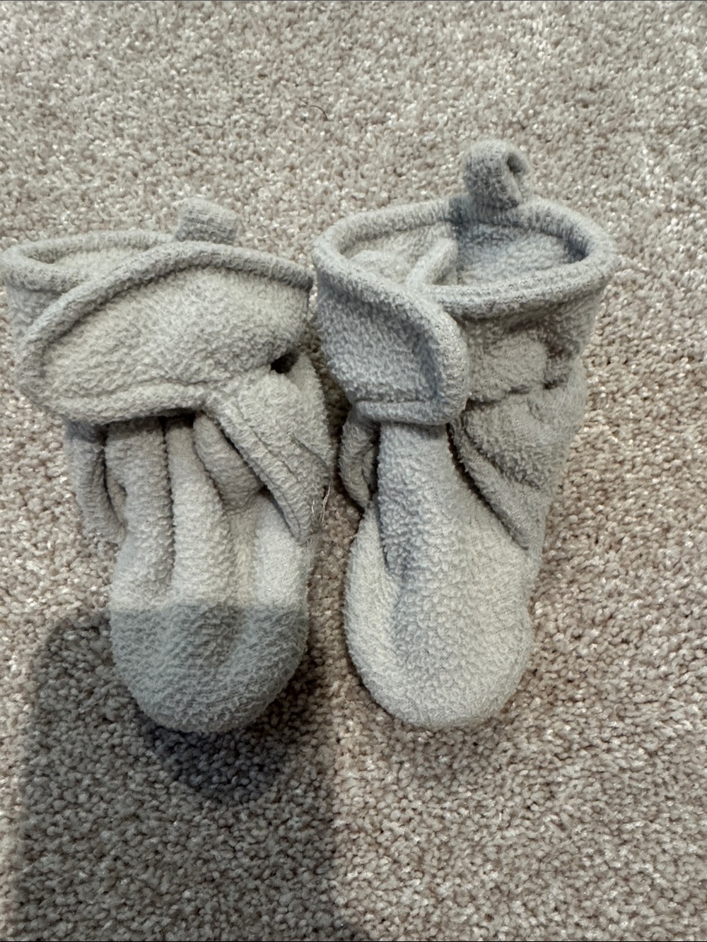 Cozy Infant Fleece Booties in Light Gray
